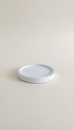 Fehér kerámia alátét, kör alakú, 8 cm átmérőjű, minimalista ékszertálka, gyertyaalátét